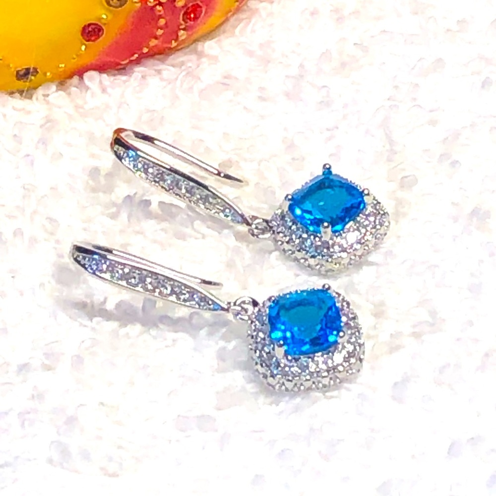 🦋blue topaz drop dangle earrings silver-halo style